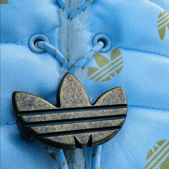 Adidas trefoilsnow boots Size 7 - Picture 10 of 13